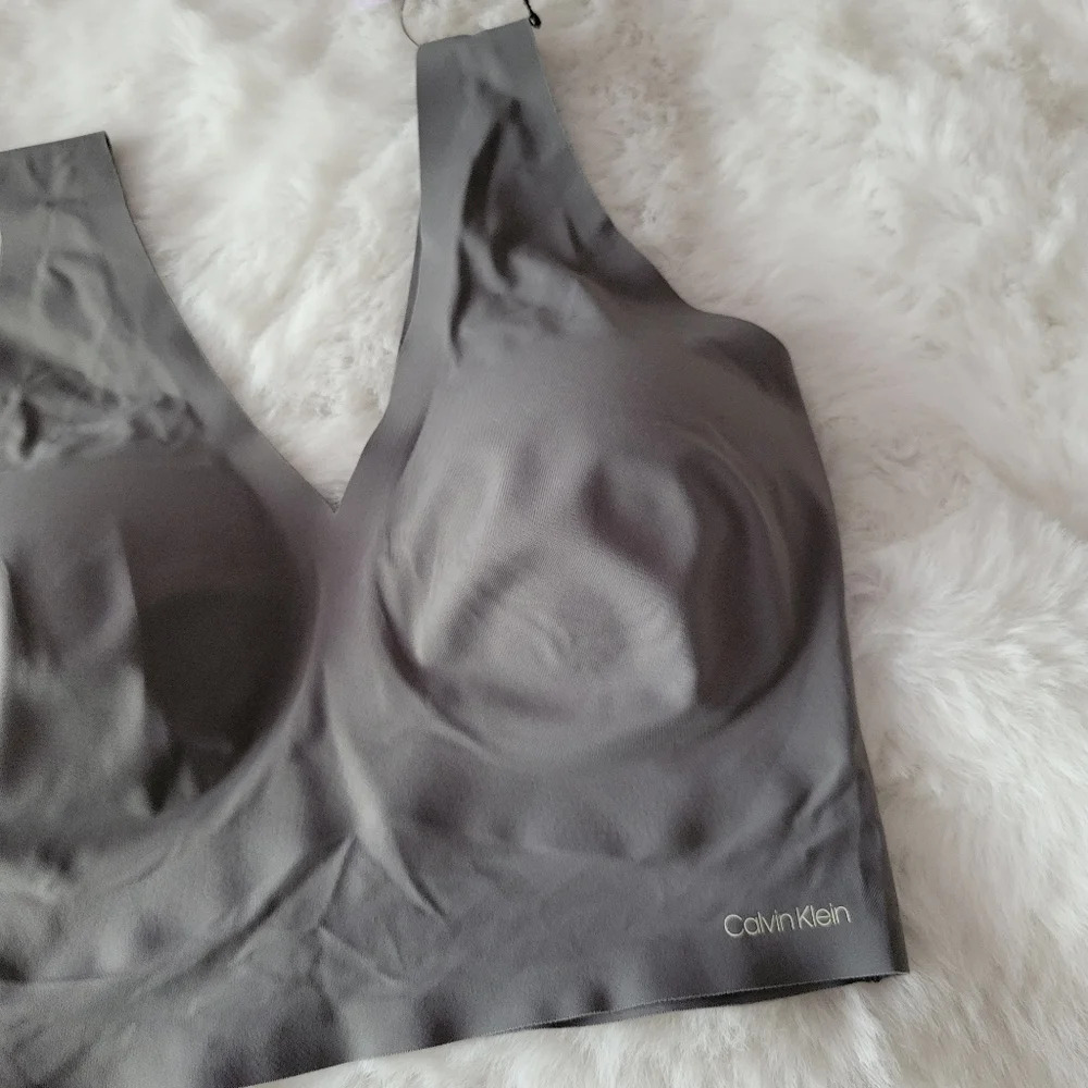 🌻CALVIN KLEIN BRAND NEW BRALETTE SIZE S - Picture 3 of 5